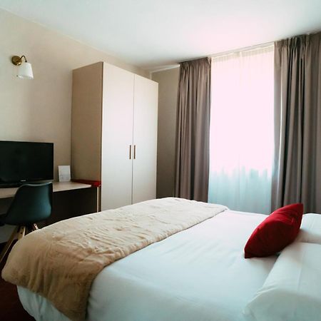 Essenza Hotel Verrès Exteriör bild