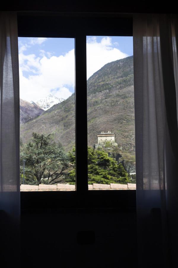 Essenza Hotel Verrès Exteriör bild